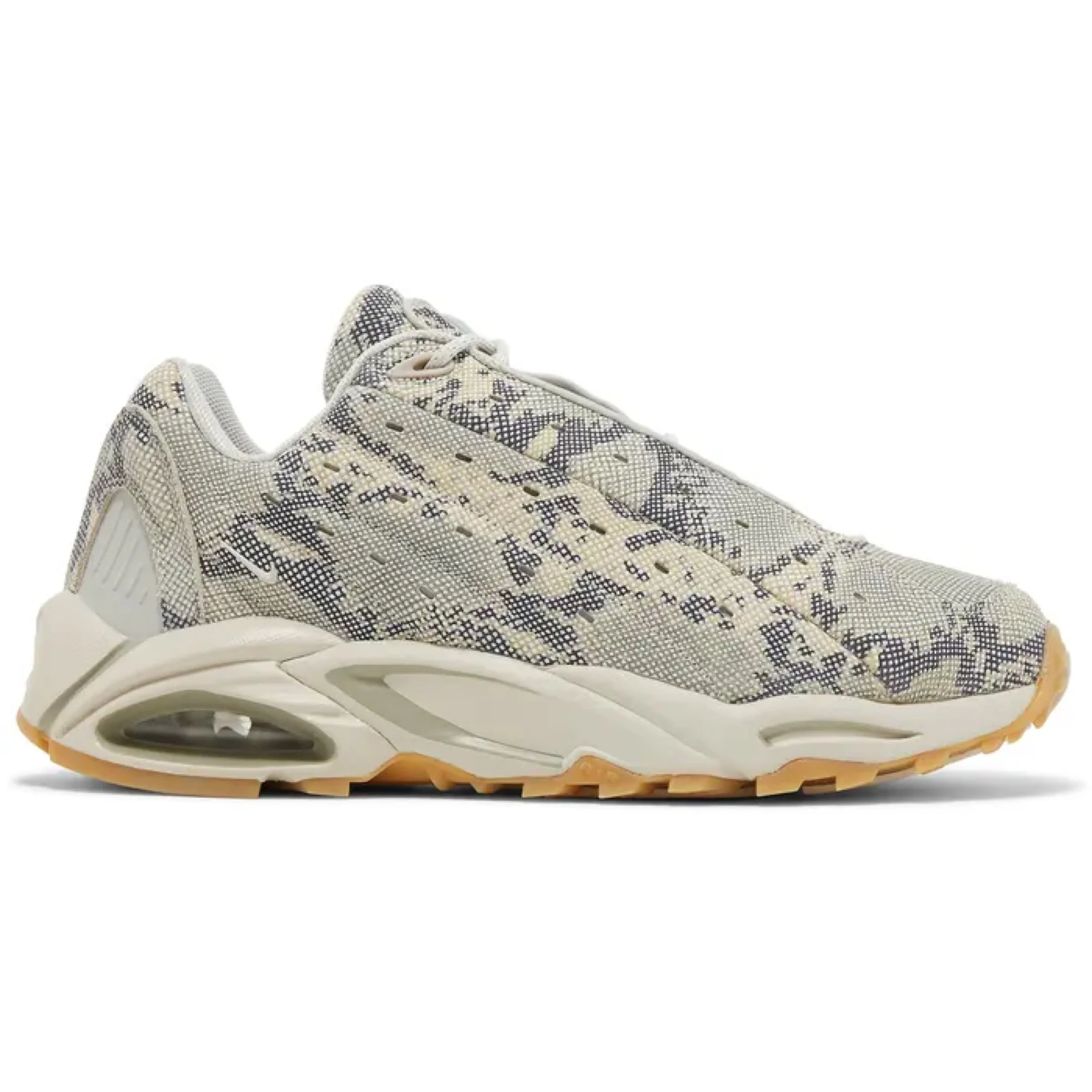 SNEAKERS ON SALE
